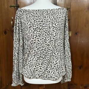 Women's Off-Shoulder Leopard Print Top